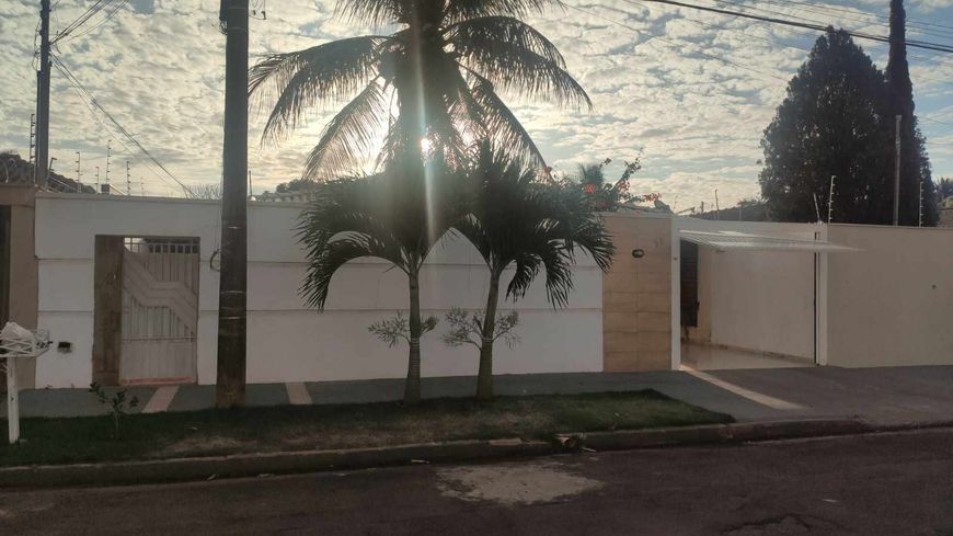 Casa 4 Quartos, Piscina e Área Gourmet