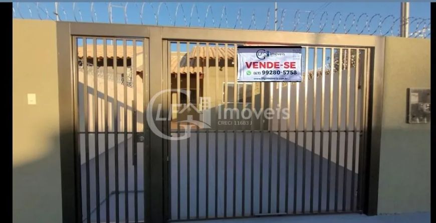 Casa à venda em Campo Grande-MS, Jardim Colúmbia: 2 quartos, 2 salas, 1 banheiro, 2 vagas de garagem
