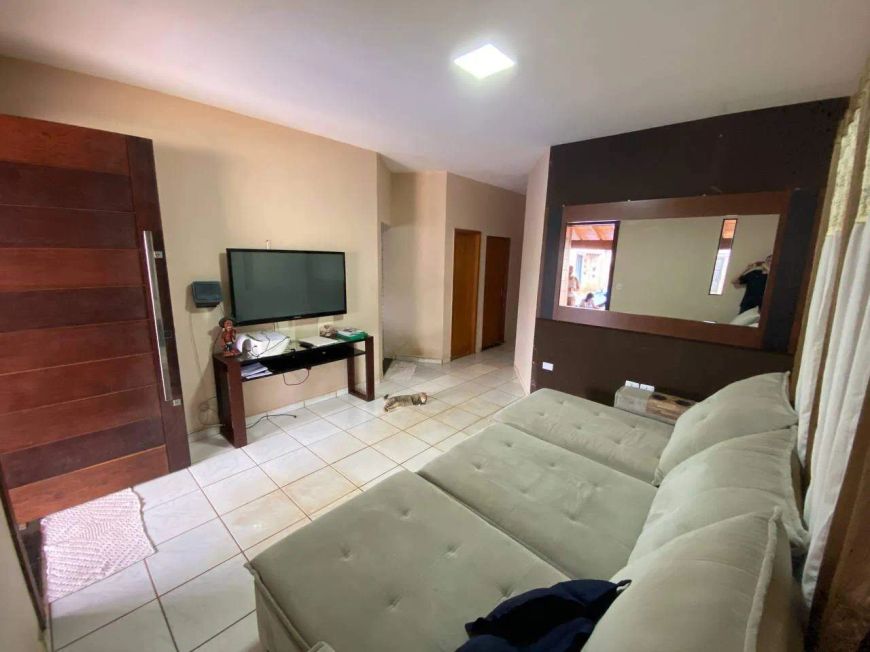 Casa Térrea à venda, 3 quartos, 2 suítes, 4 vagas, Residencial Oliveira - Campo Grande/MS