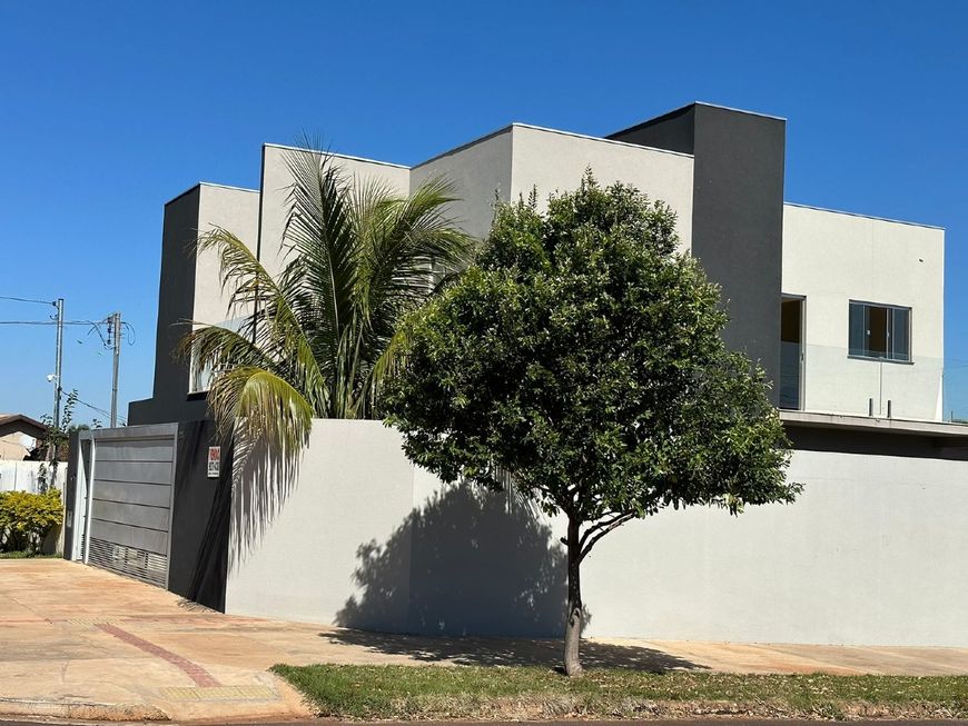 Lindo sobrado de esquina oportunidade única