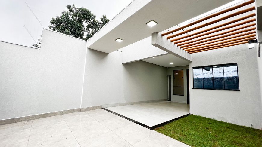 Elegante casa com piscina no Jardim Itatiaia