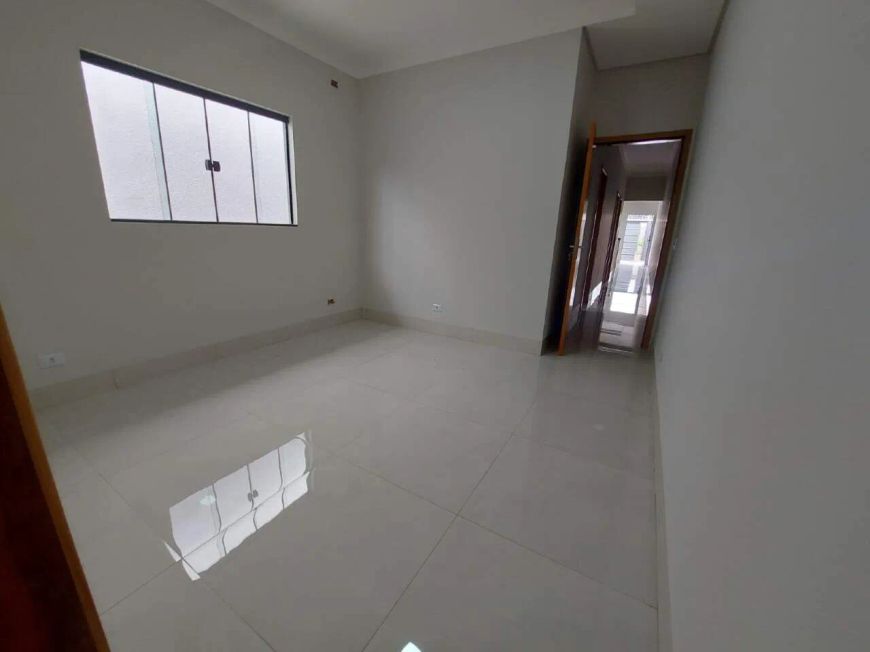 Maravilhosa com 3 quartos no bairro Figueiras do Parque!