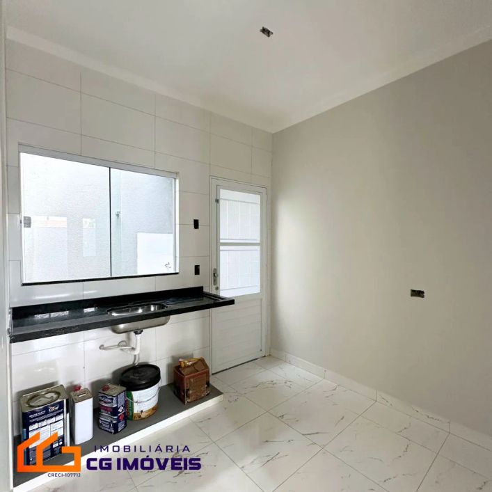 Casa a venda em condominio com 2 quartos no Nova Lima em Campo Grande - MS