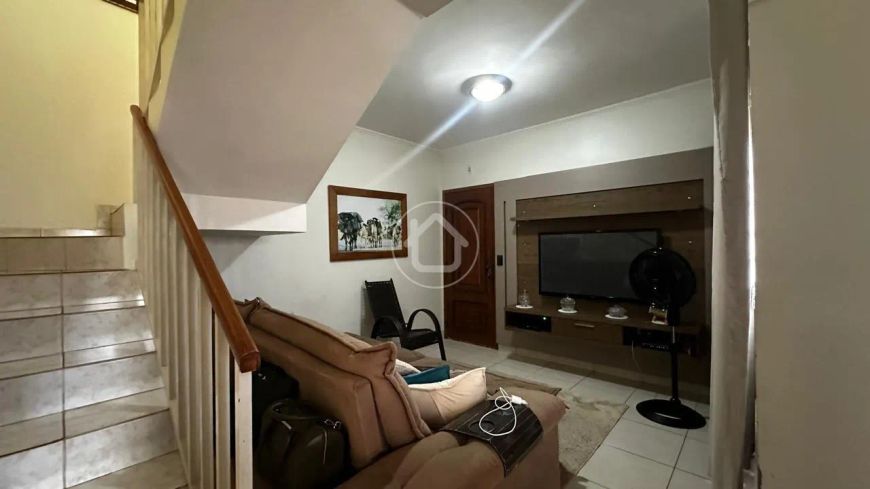 SOBRADO EM CONDOMINIO