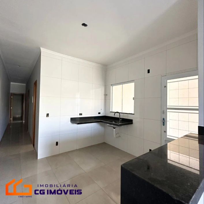 Casa para venda com 3 quartos sendo 1 suíte, excelente localização no Nova Lima - Campo Grande - MS