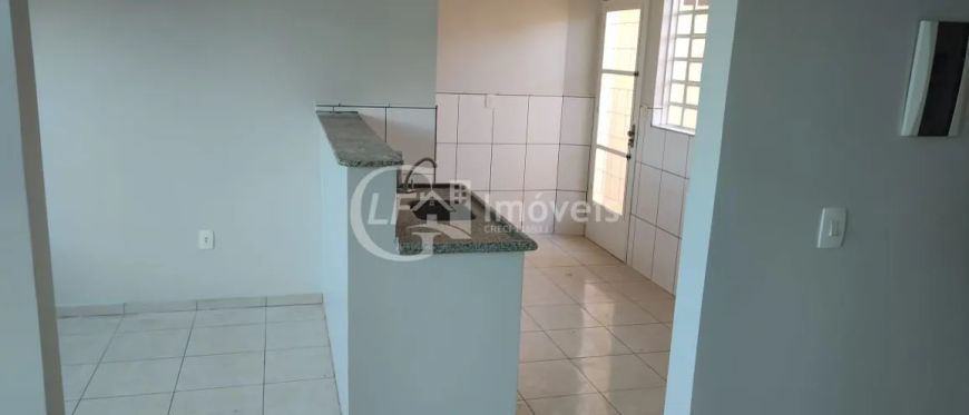 Casa em Condomínio à Venda em Campo Grande-MS, Bairro Carandá Bosque: 2 Quartos, 2 Suítes, 2 Salas e