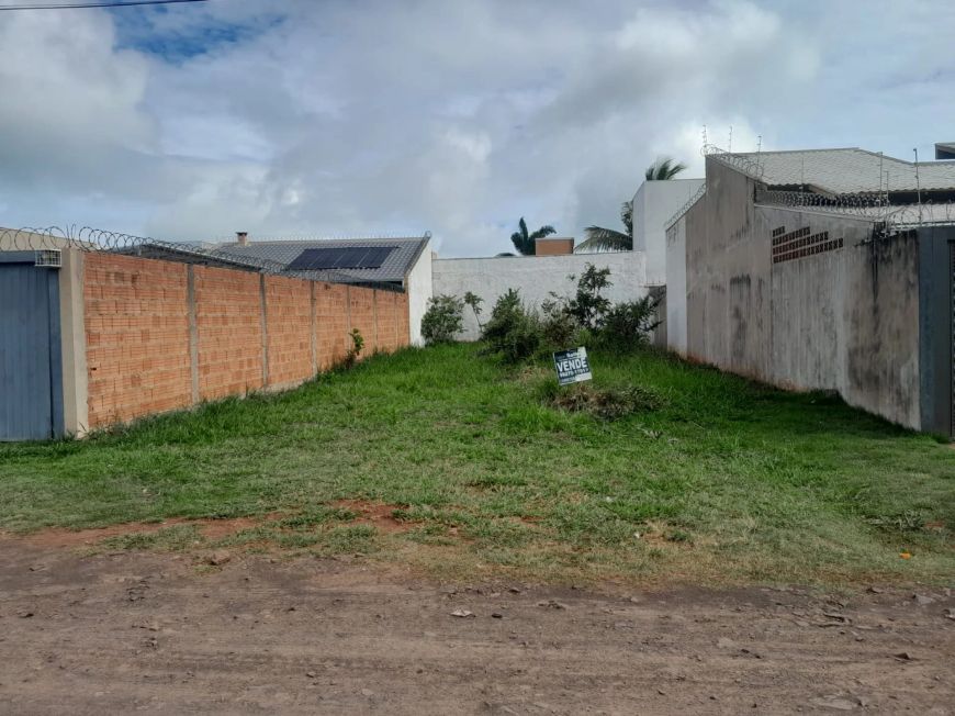 Terreno para venda tem 250 metros quadrados em Morada dos Deuses - Campo Grande - MS