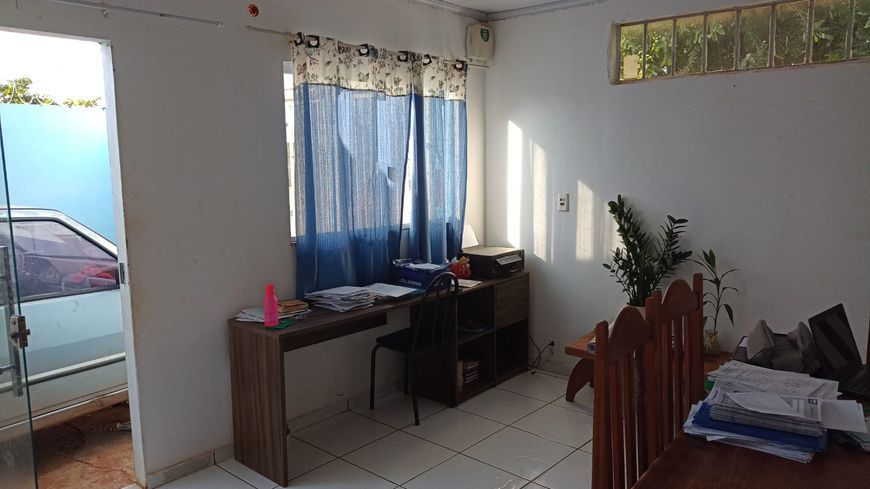 Térrea para venda possui 120 metros quadrados com 3 quartos em Coophavila II - Campo Grande - MS