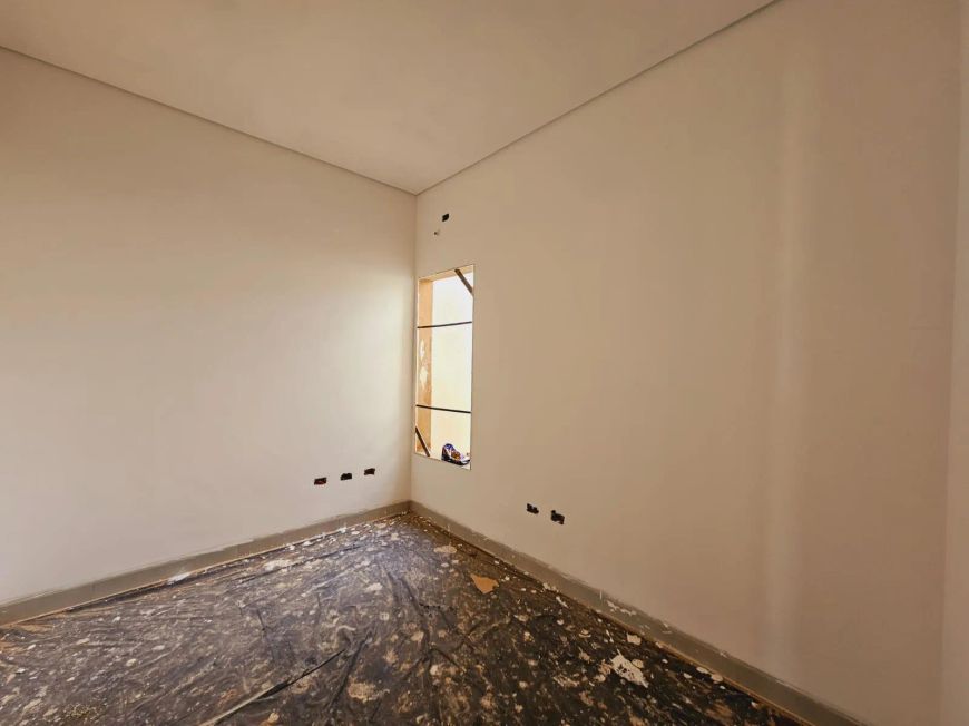 Casa em Construção no Bairro Rita Vieira