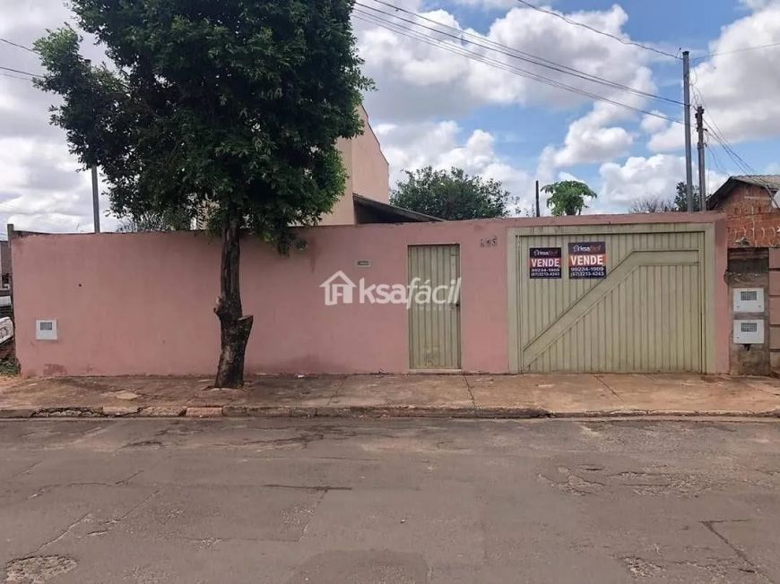Sobrado Residencial à Venda, Guanandi, Campo Grande - .