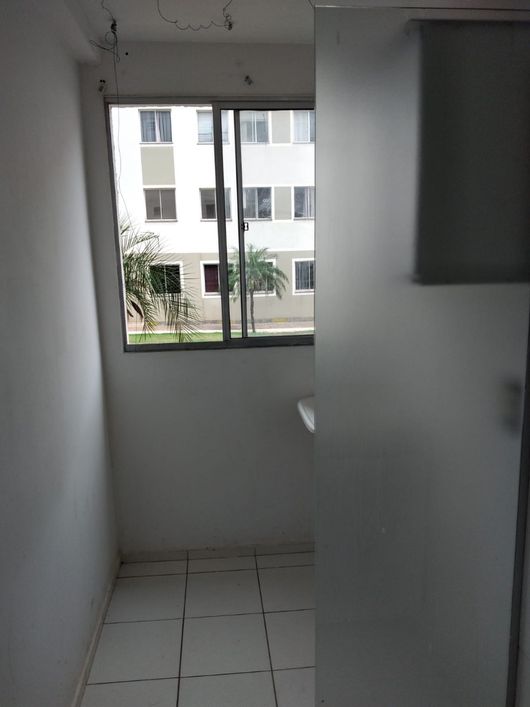 Apartamento para aluguel e venda com 2 quartos no Pioneiros