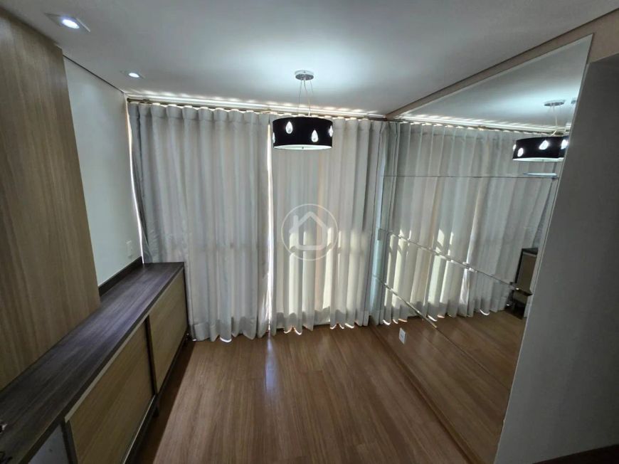 APARTAMENTO ANDAR ALTO RICO EM PLANEJADOS