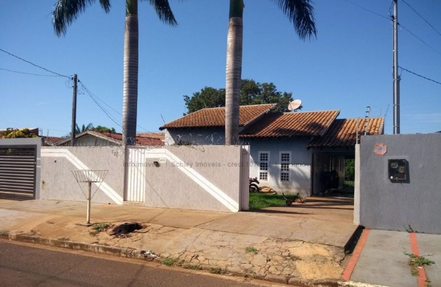 Térrea para venda tem 110 metros quadrados com 3 quartos