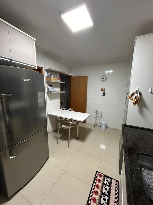 Sobrado 3 quartos com Armários Planejados em Vilas Boas
