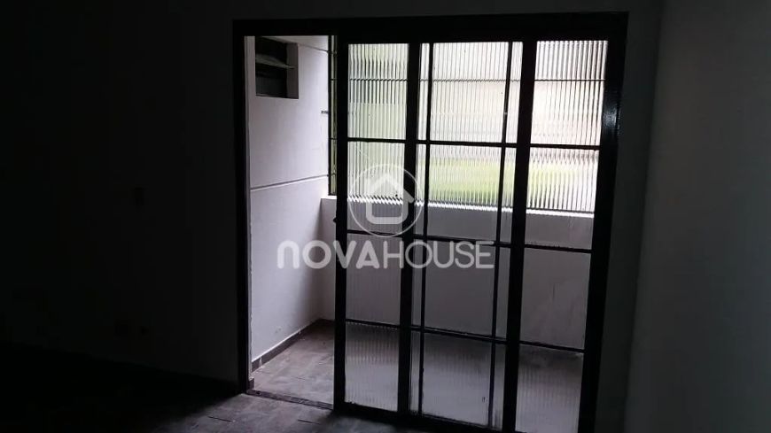 APARTAMENTO NA VILA CARLOTA.