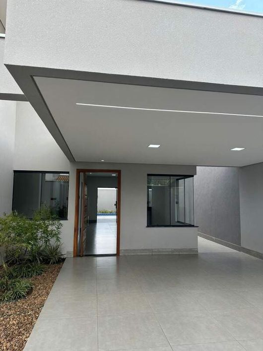 Casa térrea moderna com piscina!!!