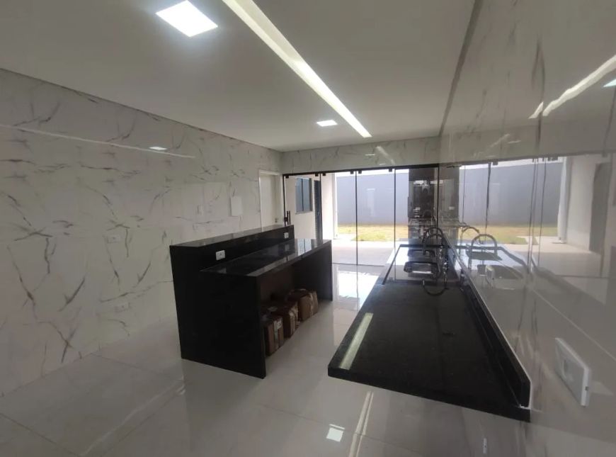 Casa Nova e com opção de piscina