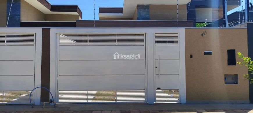 Belíssimo imóvel , Parque Residencial Rita Vieira, Campo Grande, MS