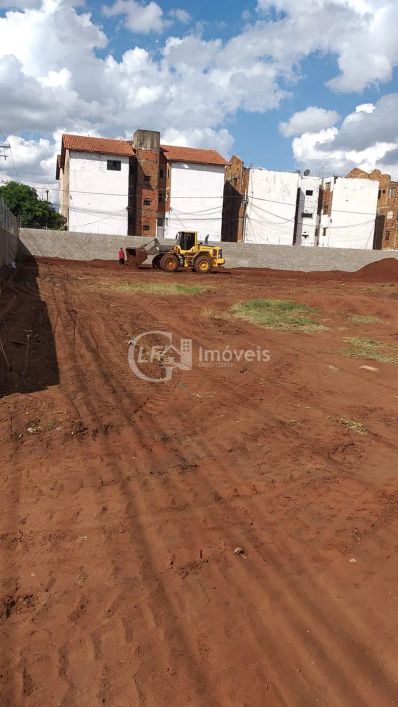 Terreno à venda em Campo Grande-MS, bairro Mata do Jacinto, 4.077,50 m² de área!