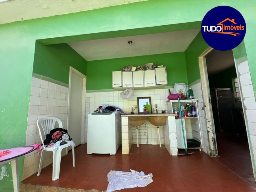 CASA COM 3 QUARTOS NO SETOR SUL DO GAMA, LOTE VAZADO