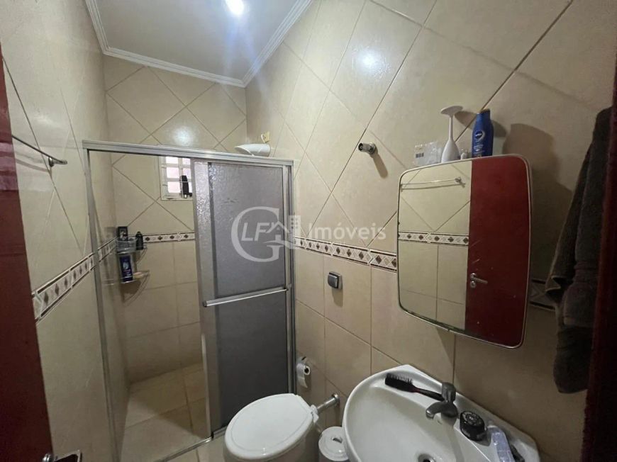 Casa com 2 quartos - boa localização