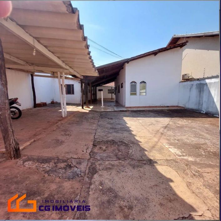 Imóvel para venda com 360 metros quadrados com 5 quartos em Carandá Bosque - Campo Grande - MS