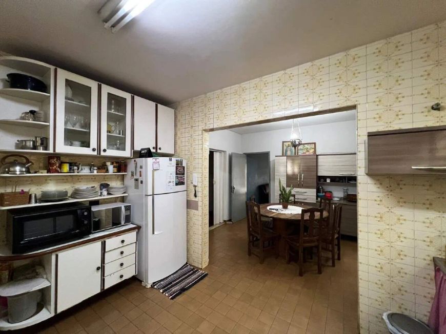 Casa no bairro Amambaí - Terreno 540m²