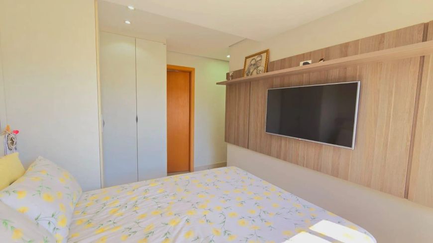 Apartamento Térreo com Quintal Privativo - Mata do Jacinto