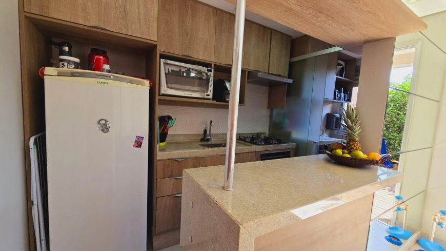 Apartamento Térreo com Quintal Privativo - Mata do Jacinto