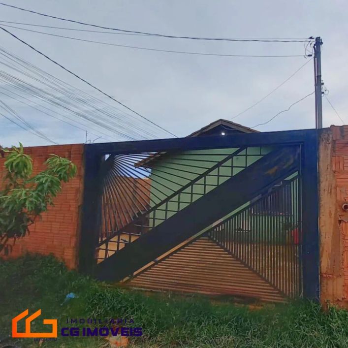 2 Casas á venda em um terreno de esquina com Asfalto no Bairro Ramez Tabet em Campo Grande - MS
