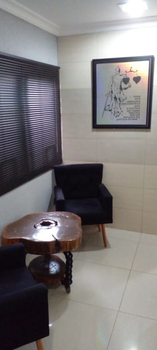 Sala comercial para venda possui 31 metros quadrados em Centro - Campo Grande - MS