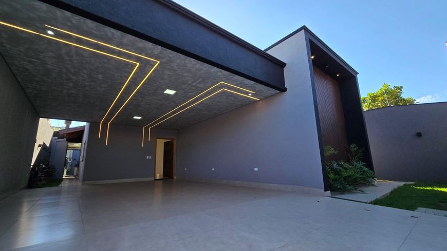 Casa Térrea alto padrão - Vila Planalto