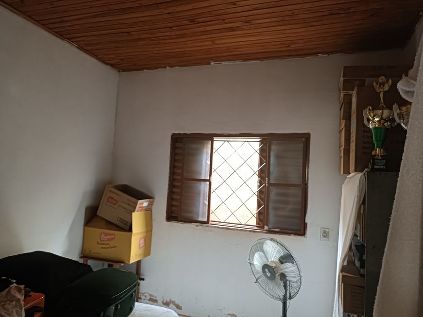 Casa com 3 quartos e edicula Copa Vila II