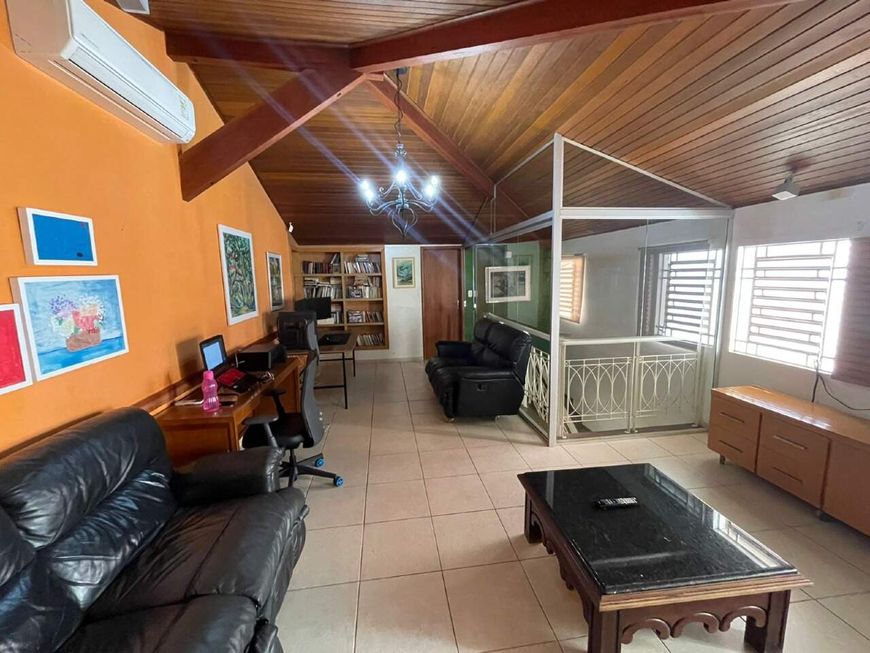 EXCELENTE CASA TÉRREA COM MEZANINO NA CHÁCARA CACHOEIRA