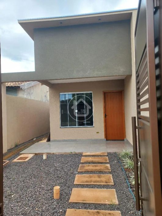 CASAS EM ÓTIMA LOCALIZAÇÃO