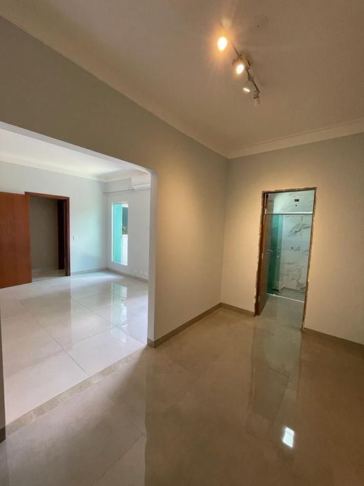 Linda casa no Silvia Regina!