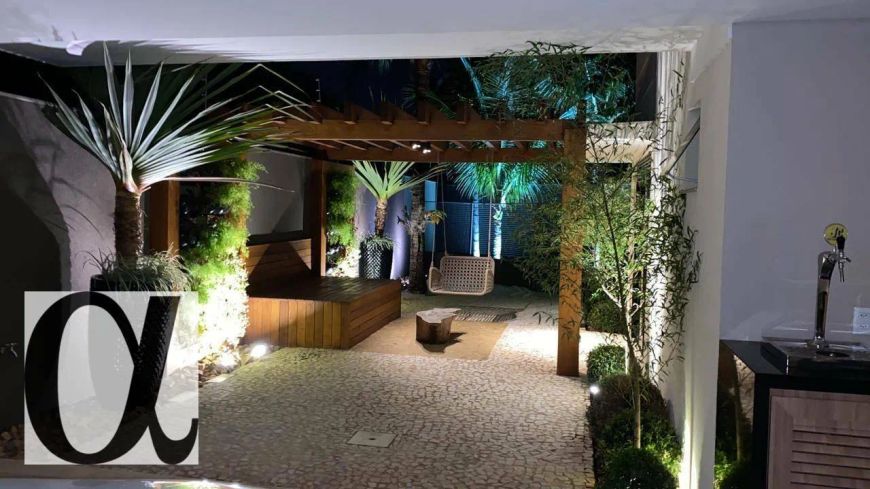 SOBRADO LUXUOSO NO ITANHANGÁ