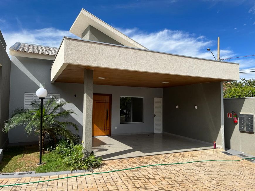 BELISSÍMA CASA EM CONDOMINIO NO RESIDENCIAL CARLOTA