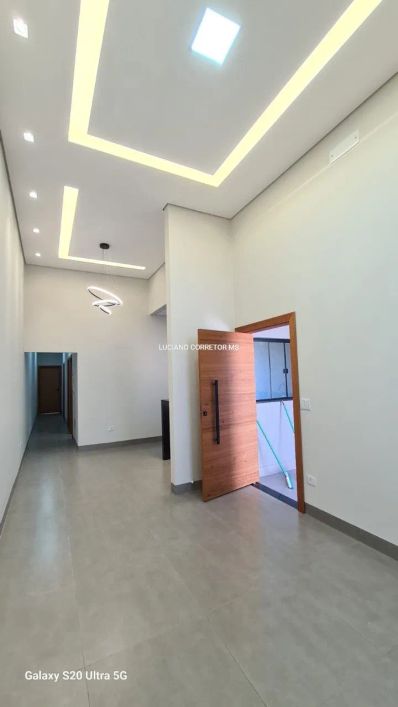 Casa com piscina próximo ao aeroporto e quartéis!