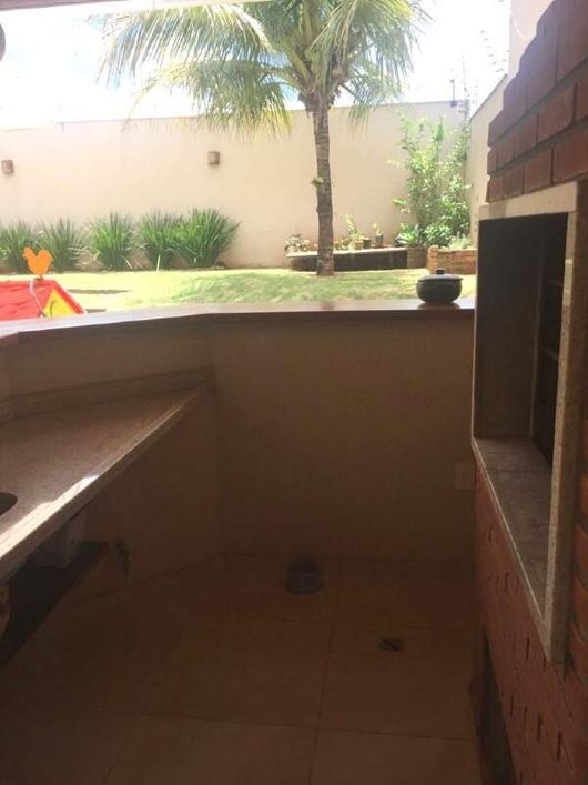 Sobrado à venda, 4 quartos, Vila do Polonês - Campo Grande/MS