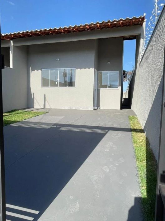 Suíte +2 quartos com quintal!
