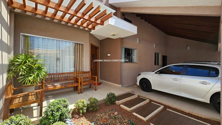 Casa ampla, a 5 minutos do Parque das Nações!