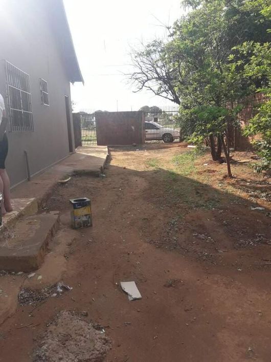 Casa com amplo quintal