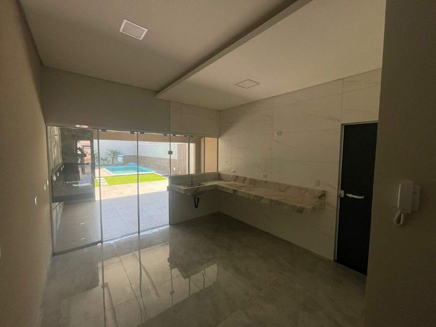 Sobrado à venda, 3 quartos, Vila Belo Horizonte - Campo Grande/MS