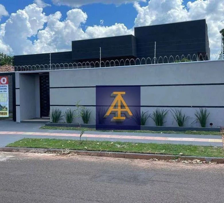 CASA NO JARDIM PRESIDENTE , A.T: 360M² E 120M² A.C.