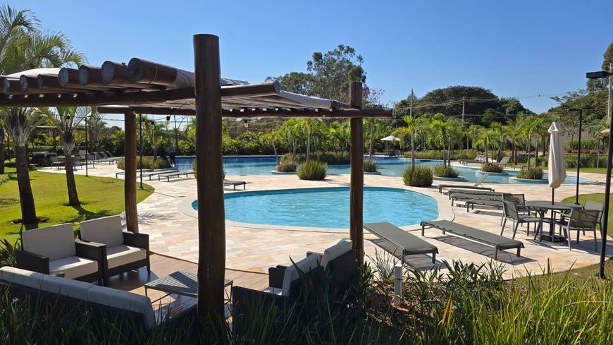 Terreno em Condomínio Riviera Home Club - Excelente Oportunidade