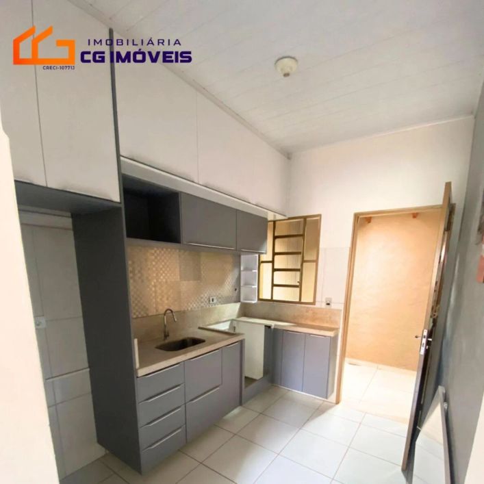 CASA EM CONDOMINIO COM SEGURANÇA E PLACA SOLAR