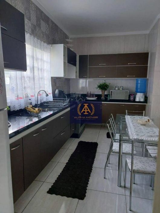 Casa aconchegante e bem localizada