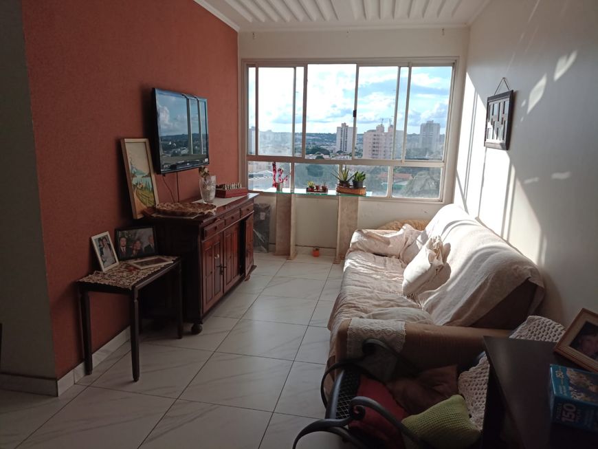 Apartamento para venda tem 98 metros quadrados com 3 quartos em Vila Rica - Campo Grande - MS