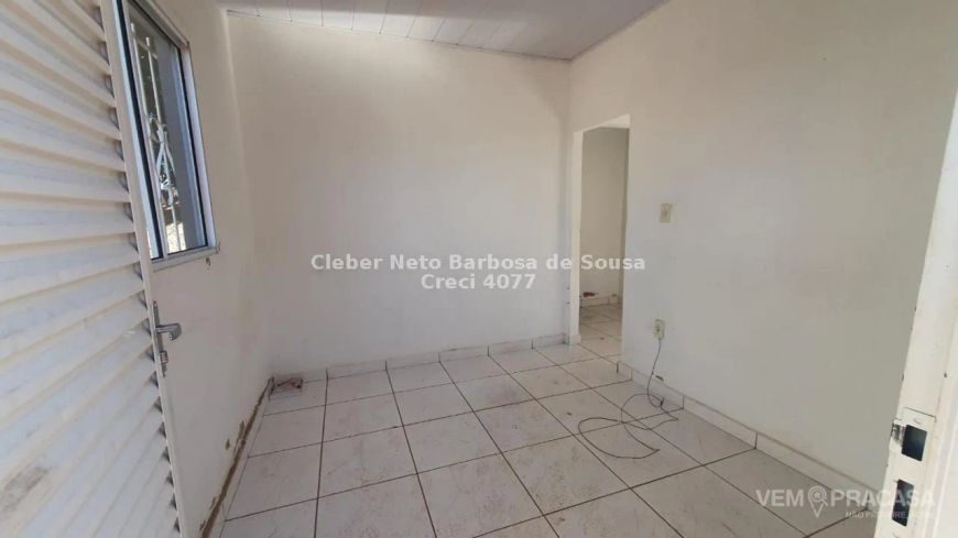 VENDO IMÓVEL COM TERRENO DE 360